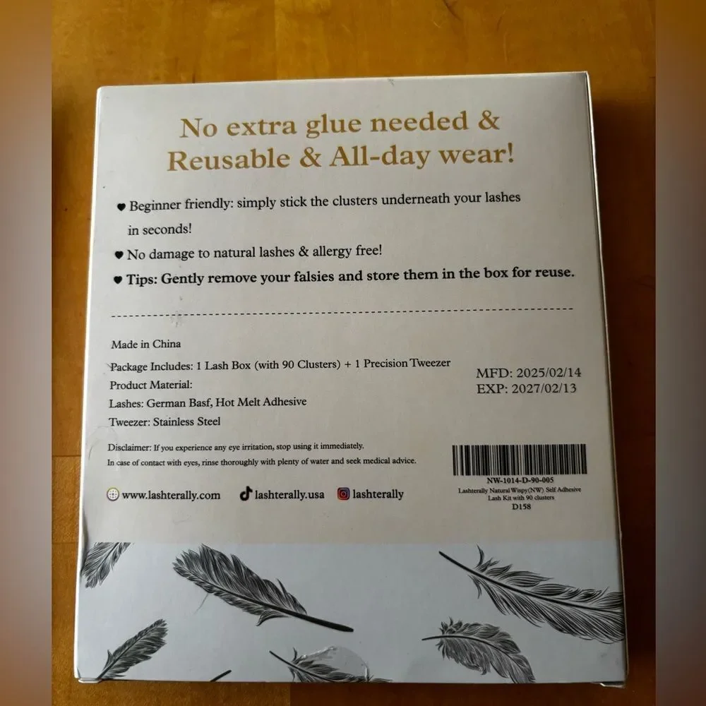 Lashterally Natural Wispy Effortless Beauty Self-Adhesive Lash Kit